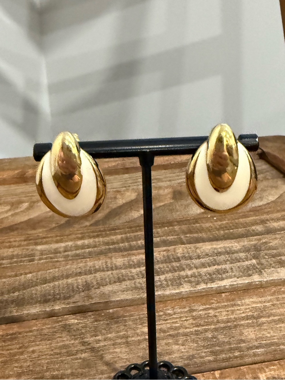 Vintage Napier Gold-Tone Ivory Enamel Teardrop Pierced Earrings